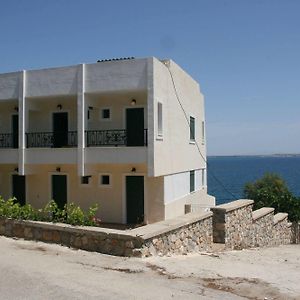 Dionysos Hotel